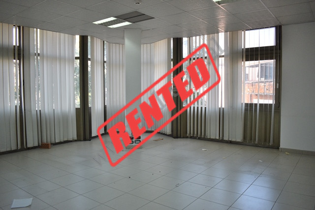 
Office space for rent in Andon Zako &Ccedil;ajupi Street, part of a dedicated office building very